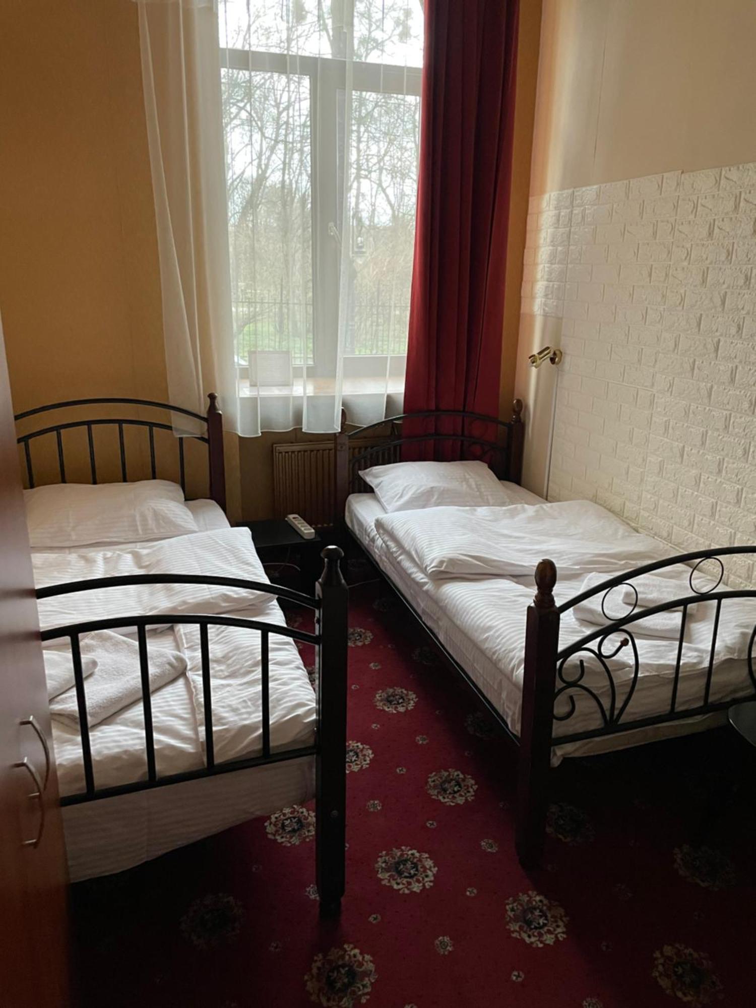 Mini Hotel Central Park Львів Екстер'єр фото