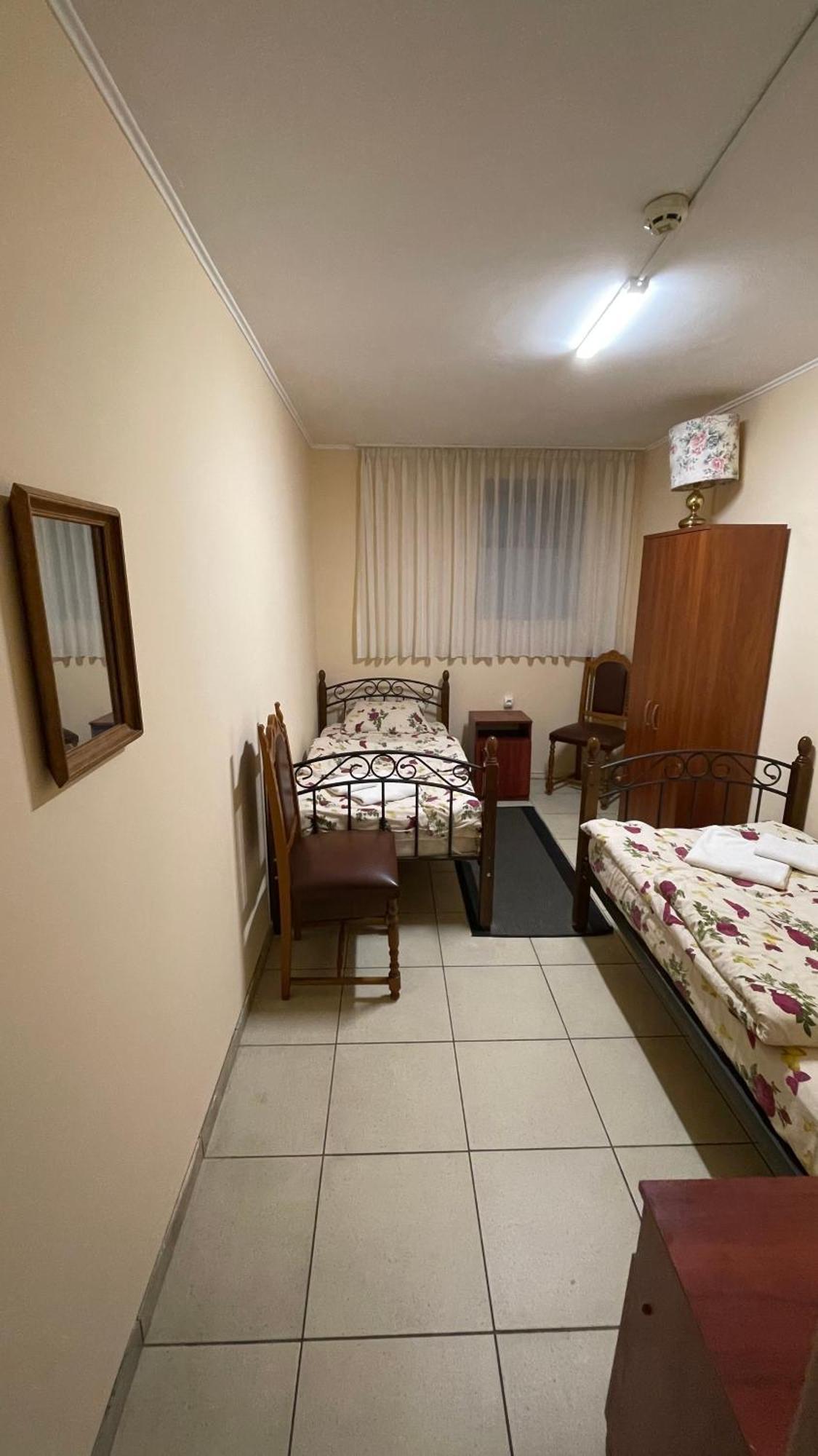 Mini Hotel Central Park Львів Екстер'єр фото